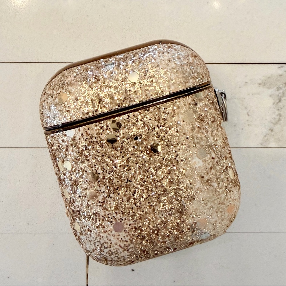Glittery Gold AirPods (A2031) Case - Picture 1 of 9